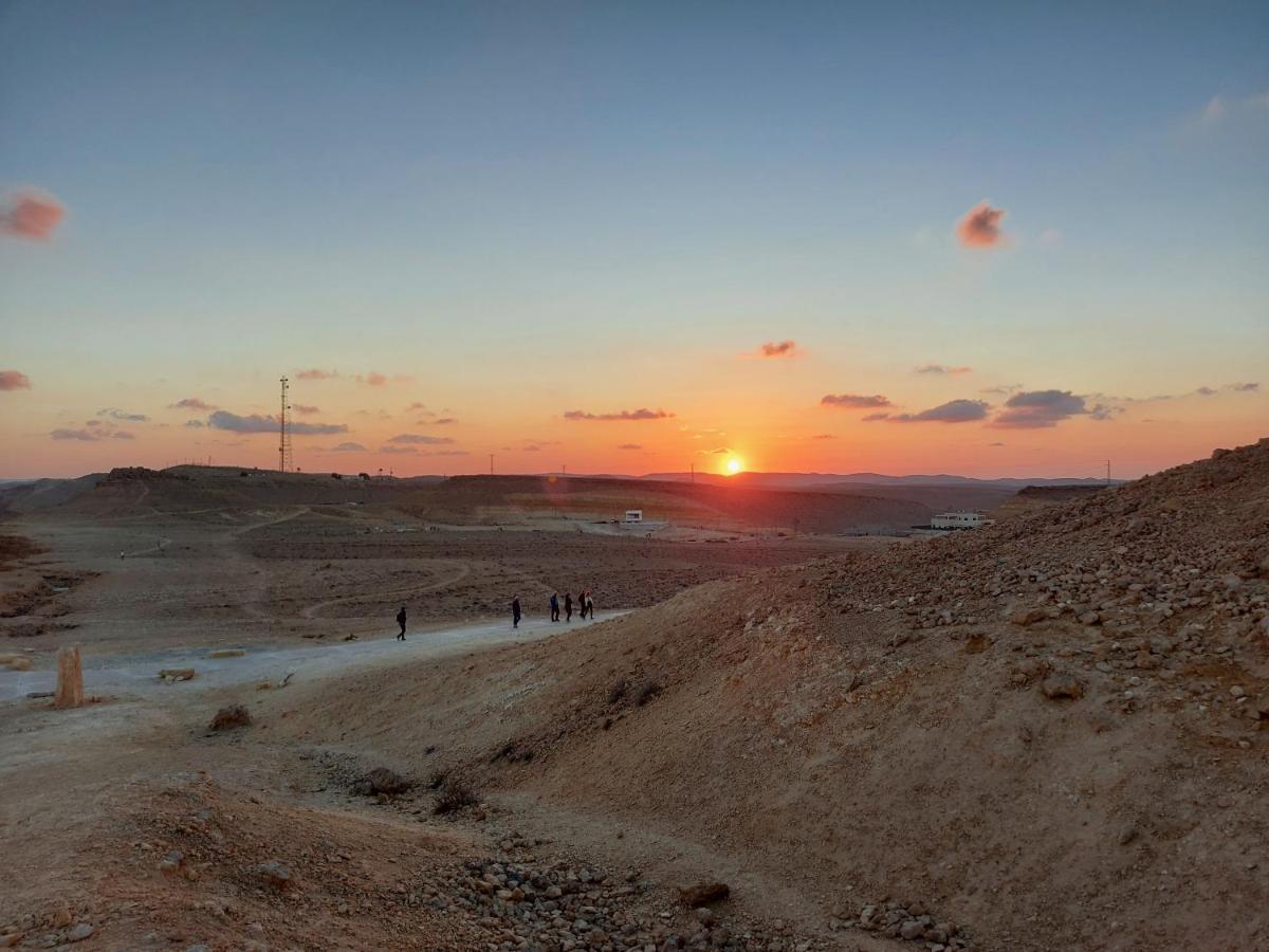 Desert Tribe Мицпе Рамон Екстериор снимка